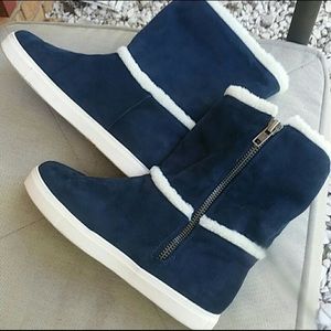 JustFab boots navy blue.